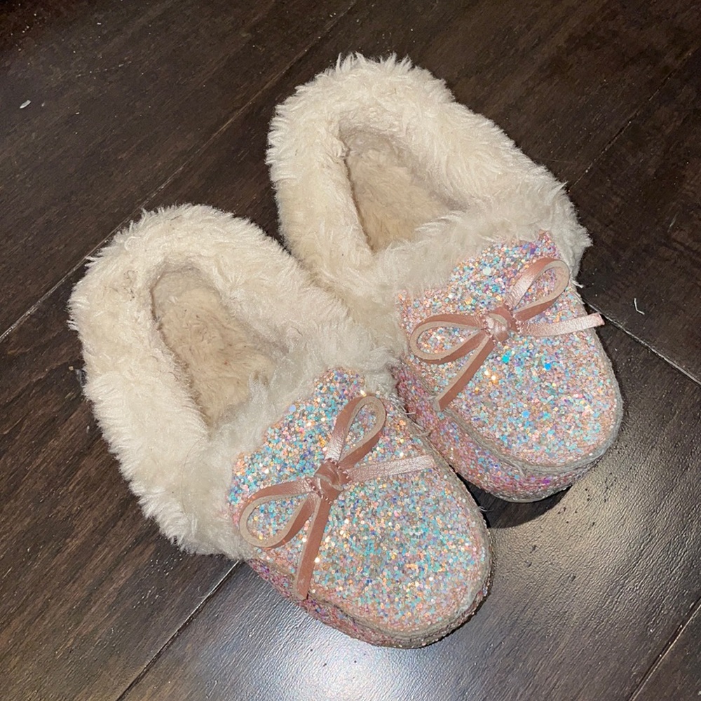 Toddler glitter moccasins